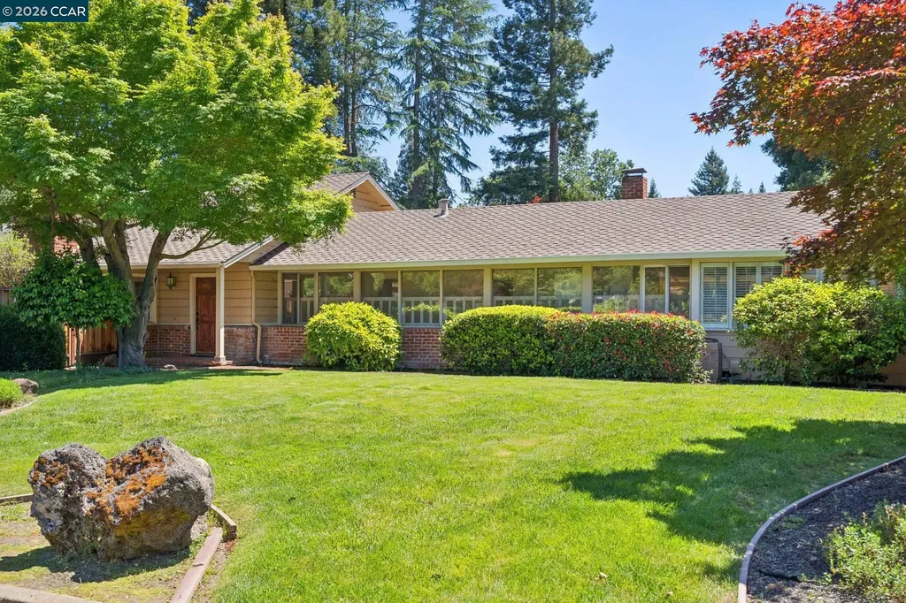304 Willoughby Court Lafayette CA 94549