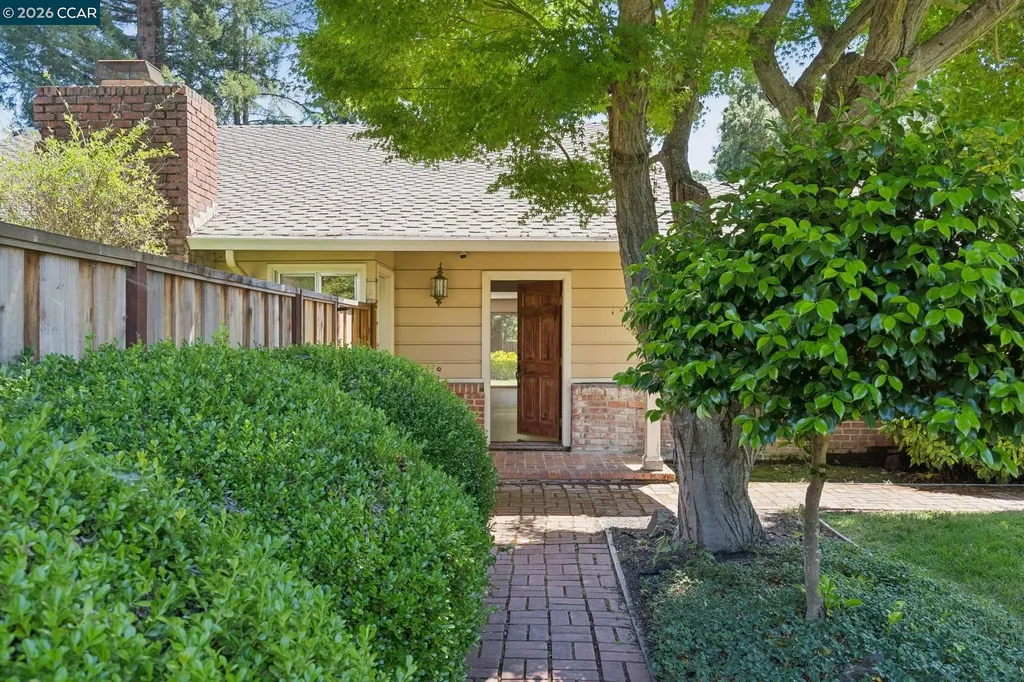 304 Willoughby Court Lafayette CA 94549