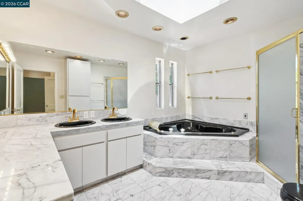 304 Willoughby Court Lafayette CA 94549