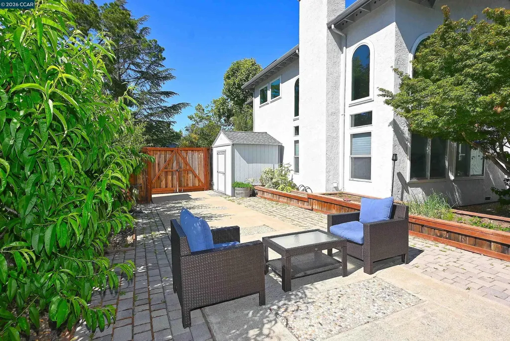 35 Harmony Lane Walnut Creek CA 94597