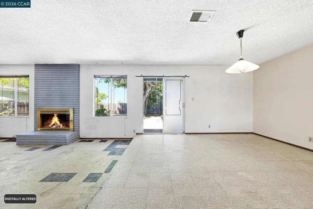 2261 Del Monte Drive San Pablo CA 94806