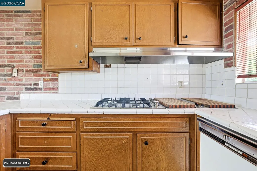 2261 Del Monte Drive San Pablo CA 94806