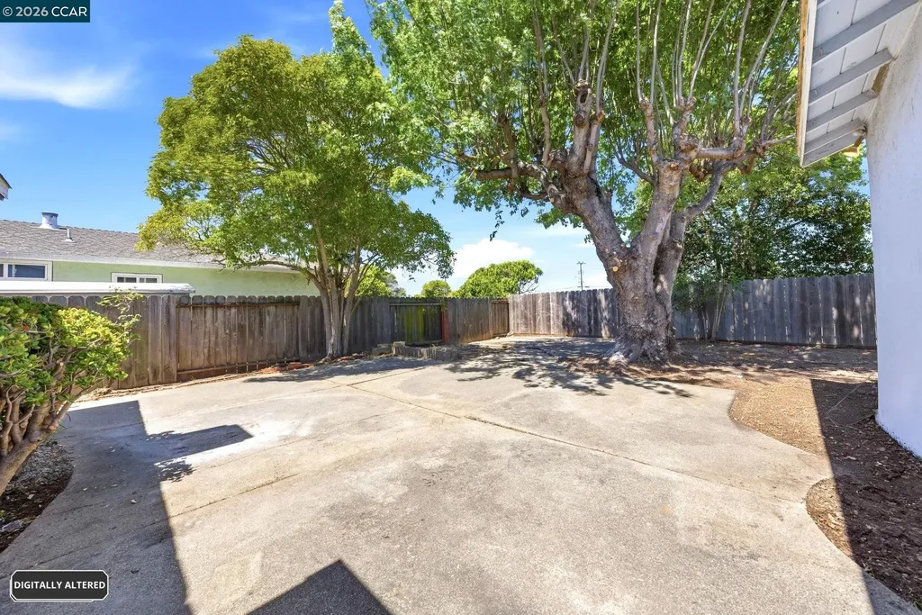 2261 Del Monte Drive San Pablo CA 94806