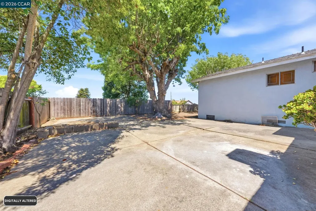 2261 Del Monte Drive San Pablo CA 94806