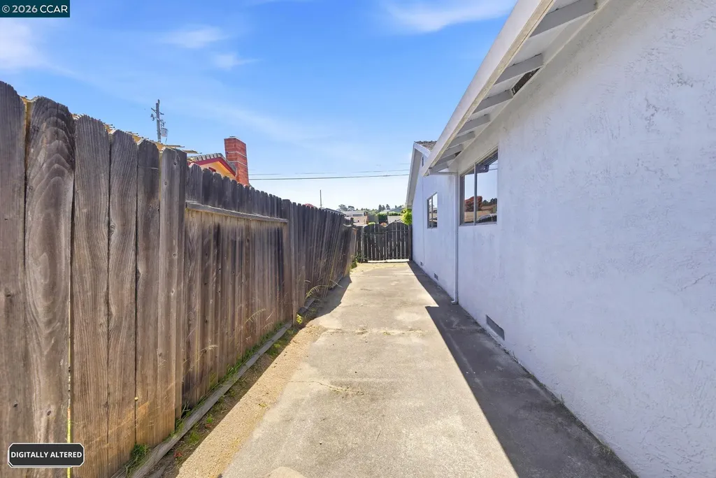 2261 Del Monte Drive San Pablo CA 94806