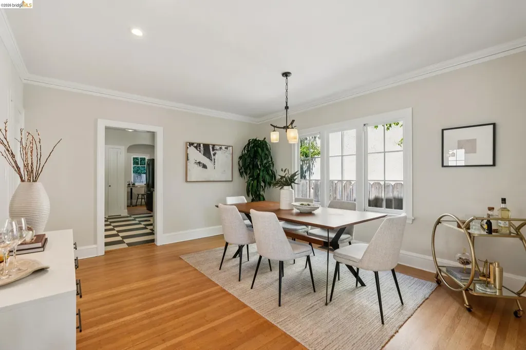 3101 Sheffield Avenue Oakland CA 94602