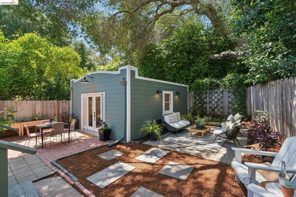 3101 Sheffield Avenue Oakland CA 94602