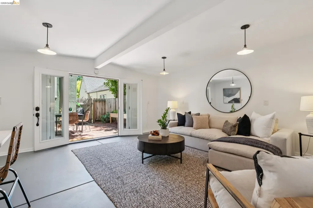 3101 Sheffield Avenue Oakland CA 94602