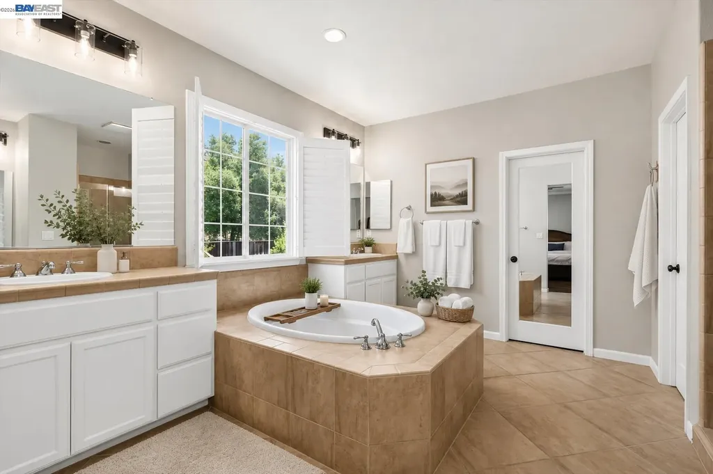 1556 Banbury Drive San Ramon CA 94582