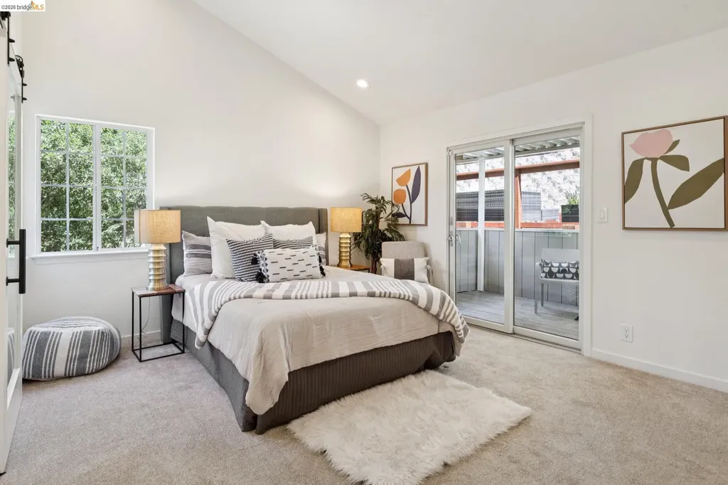 2170 Arrowhead Drive Oakland CA 94611