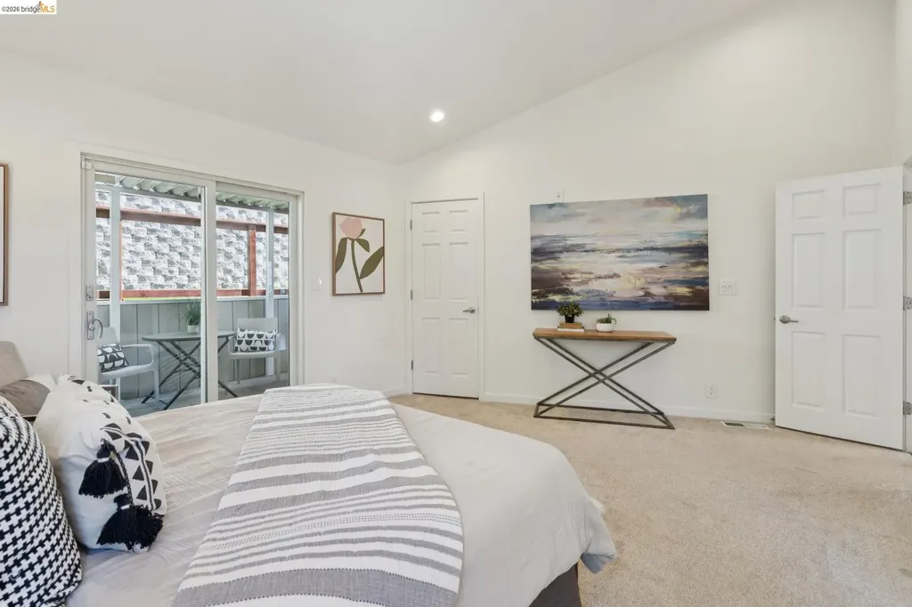 2170 Arrowhead Drive Oakland CA 94611