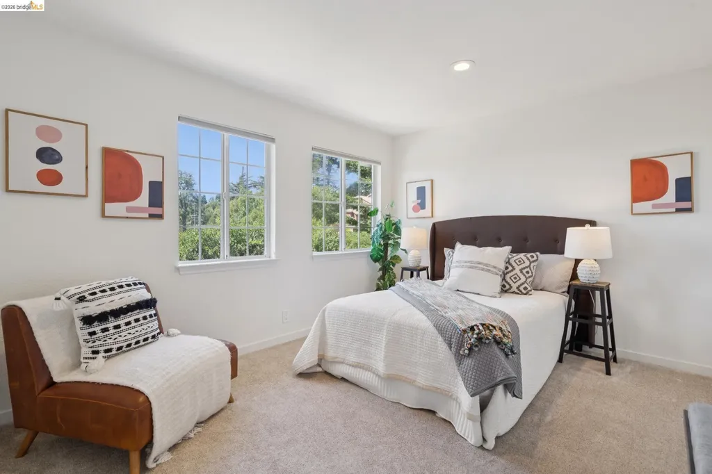 2170 Arrowhead Drive Oakland CA 94611