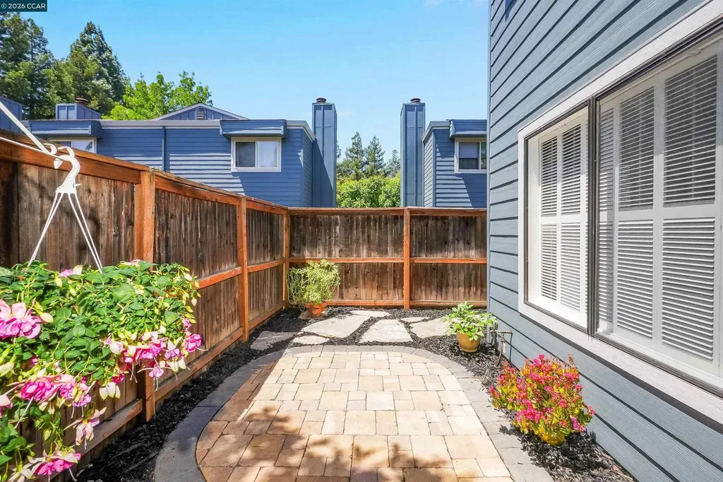 1280 Honey Trail Walnut Creek CA 94597