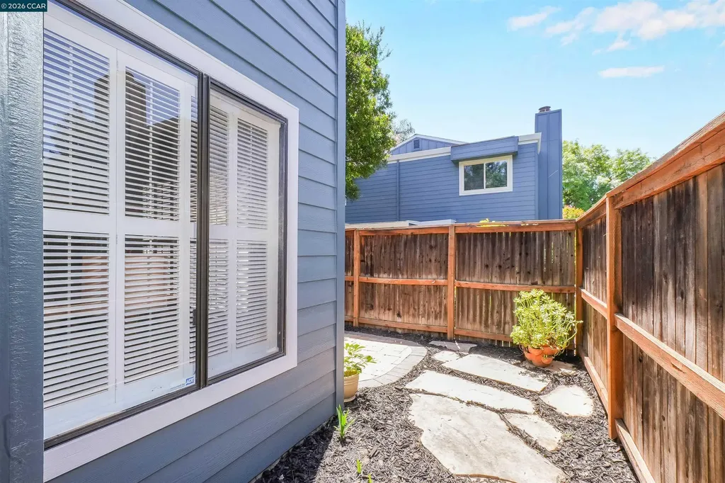 1280 Honey Trail Walnut Creek CA 94597