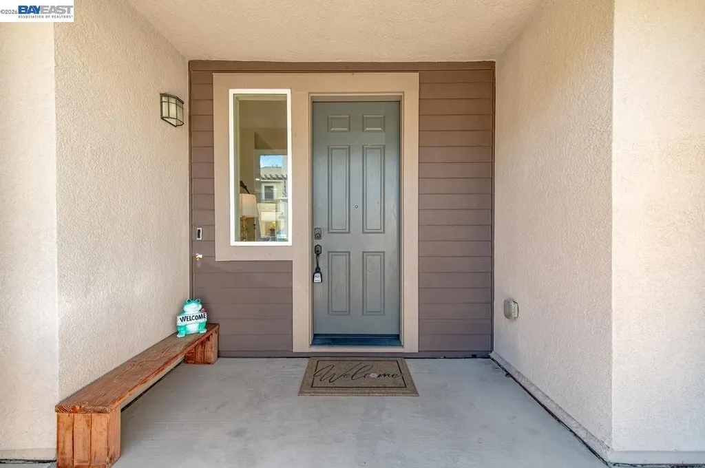 4247 Healdsburg Way Dublin CA 94568