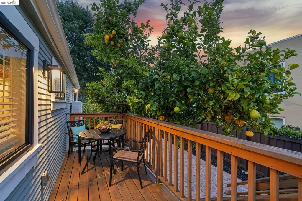 1906 Delaware Street Berkeley CA 94709