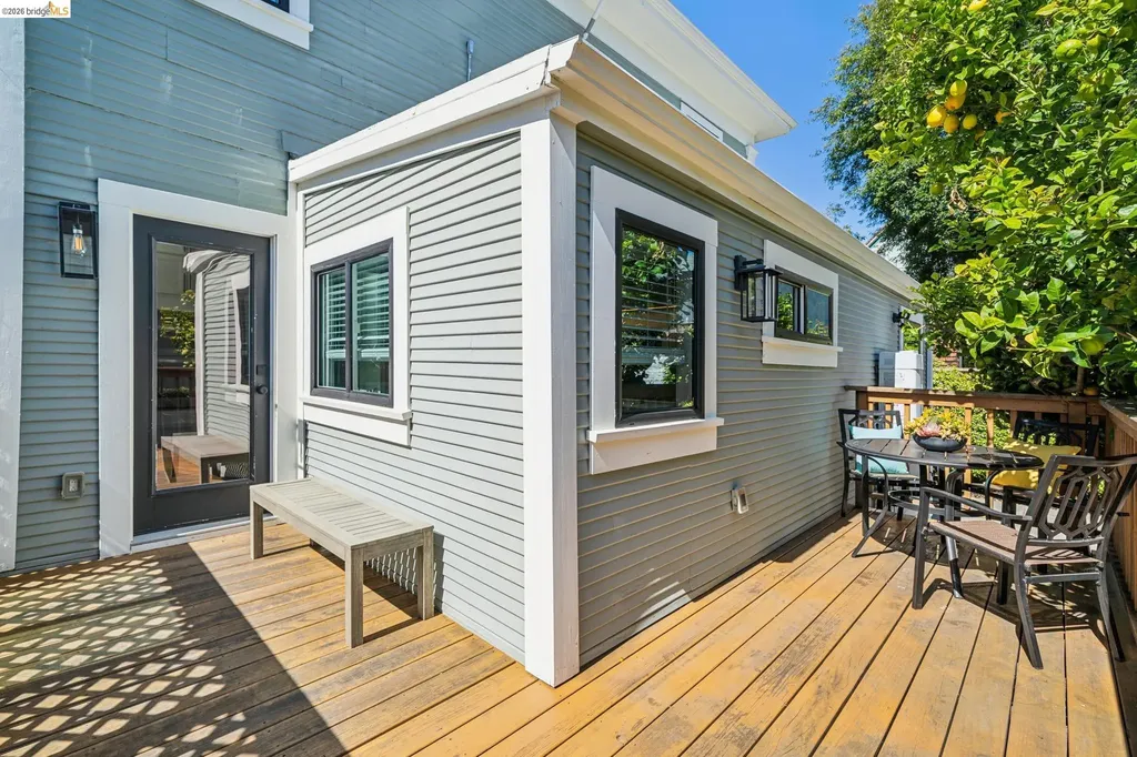 1906 Delaware Street Berkeley CA 94709
