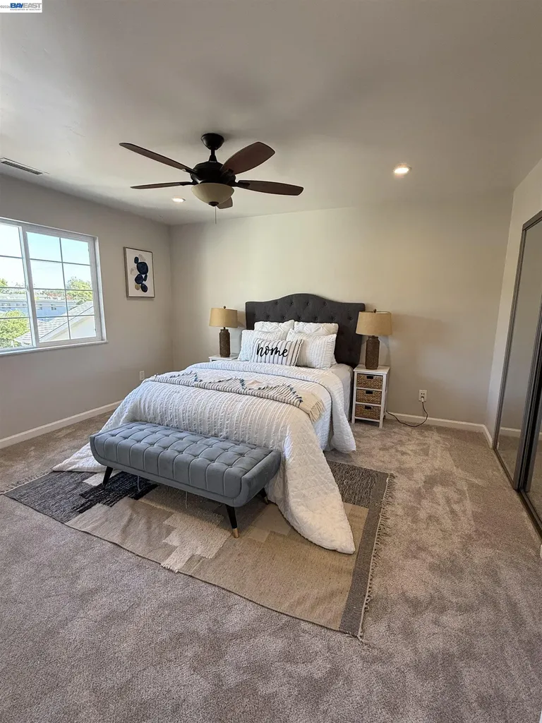 3933 Midvale Avenue Oakland CA 94602