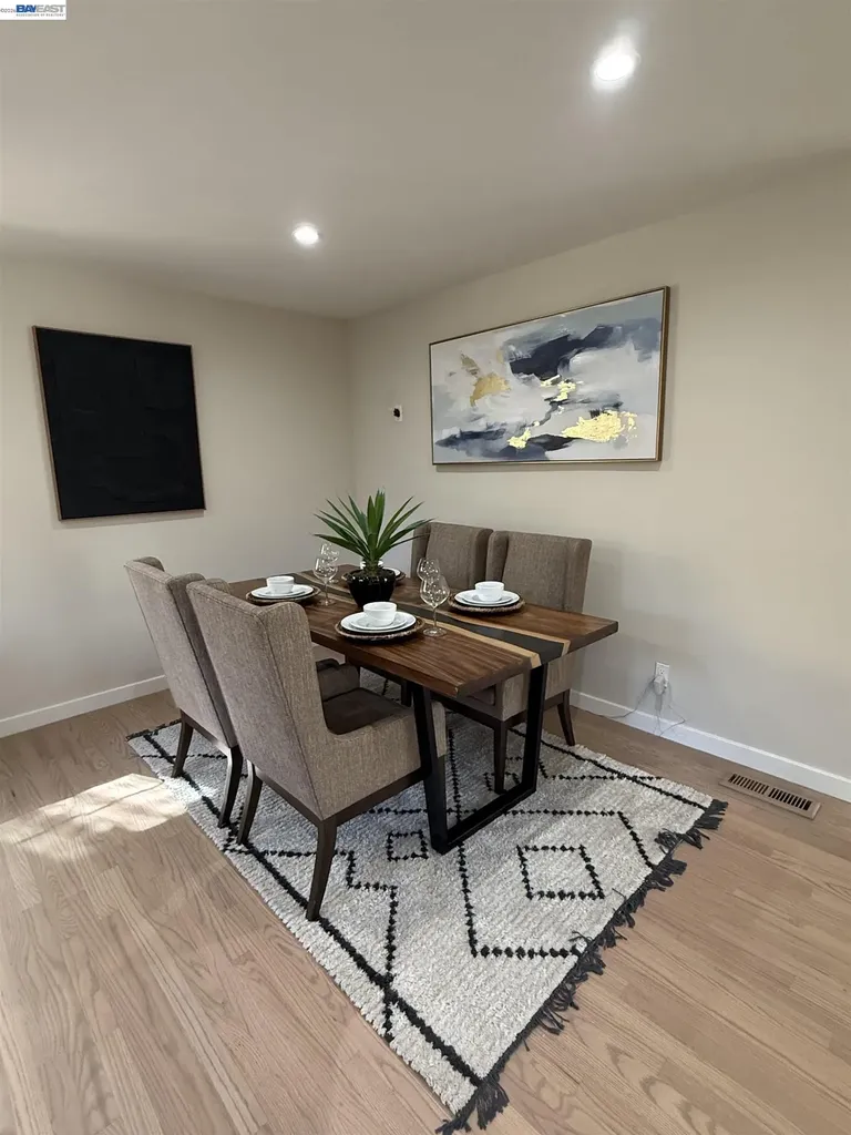 3933 Midvale Avenue Oakland CA 94602