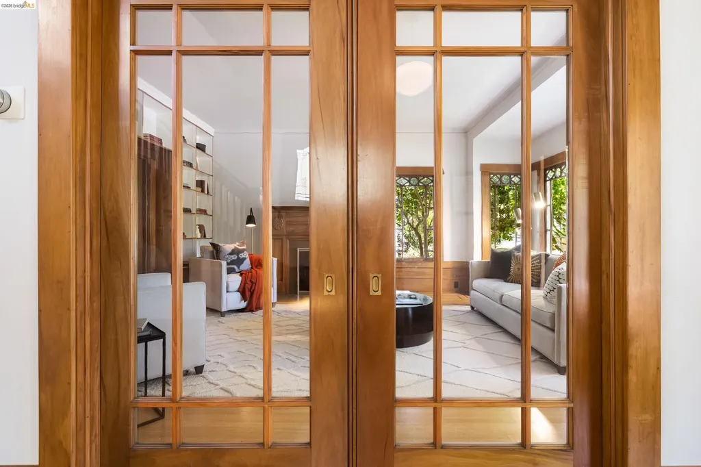 2909 Forest Avenue Berkeley CA 94705