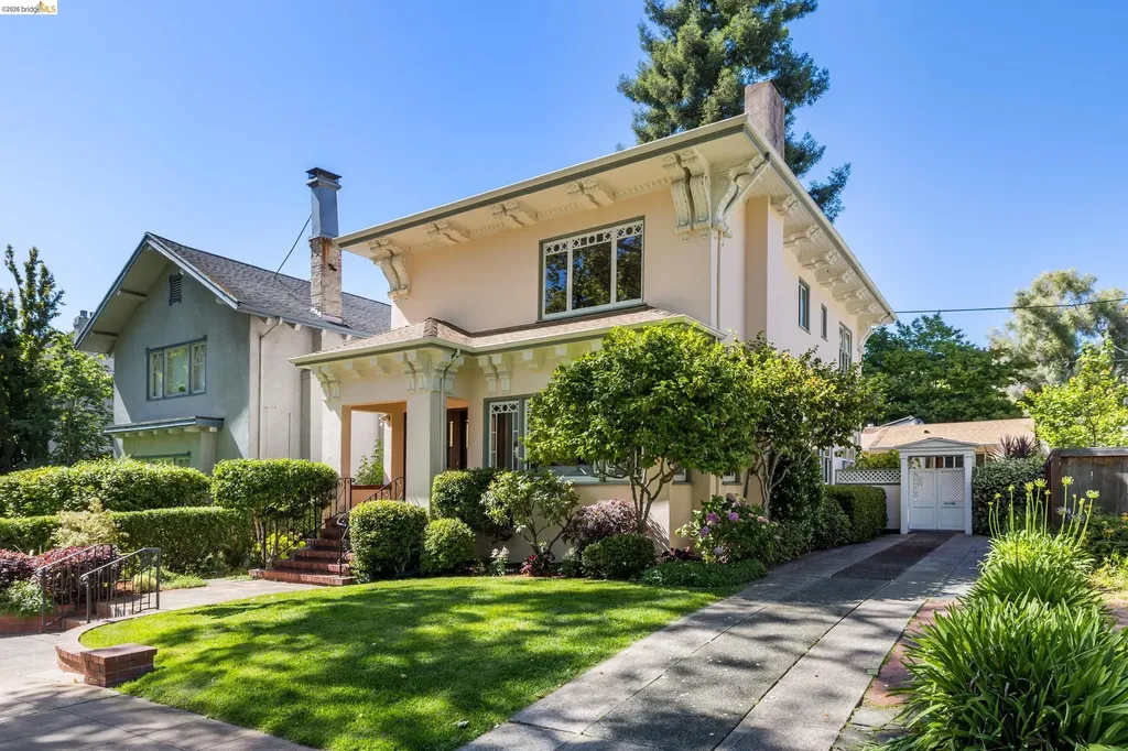 2909 Forest Avenue Berkeley CA 94705