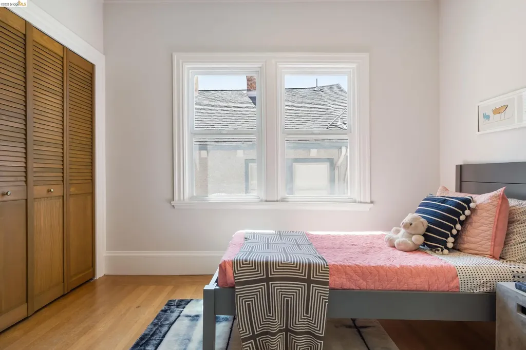 2909 Forest Avenue Berkeley CA 94705