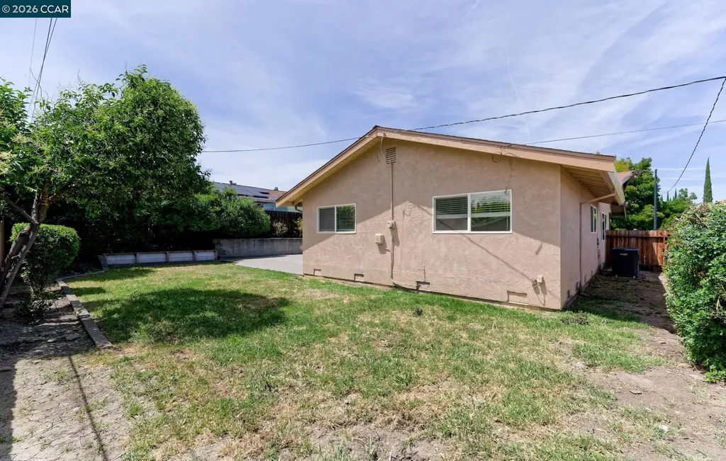 149 Lomita Avenue Vacaville CA 95688