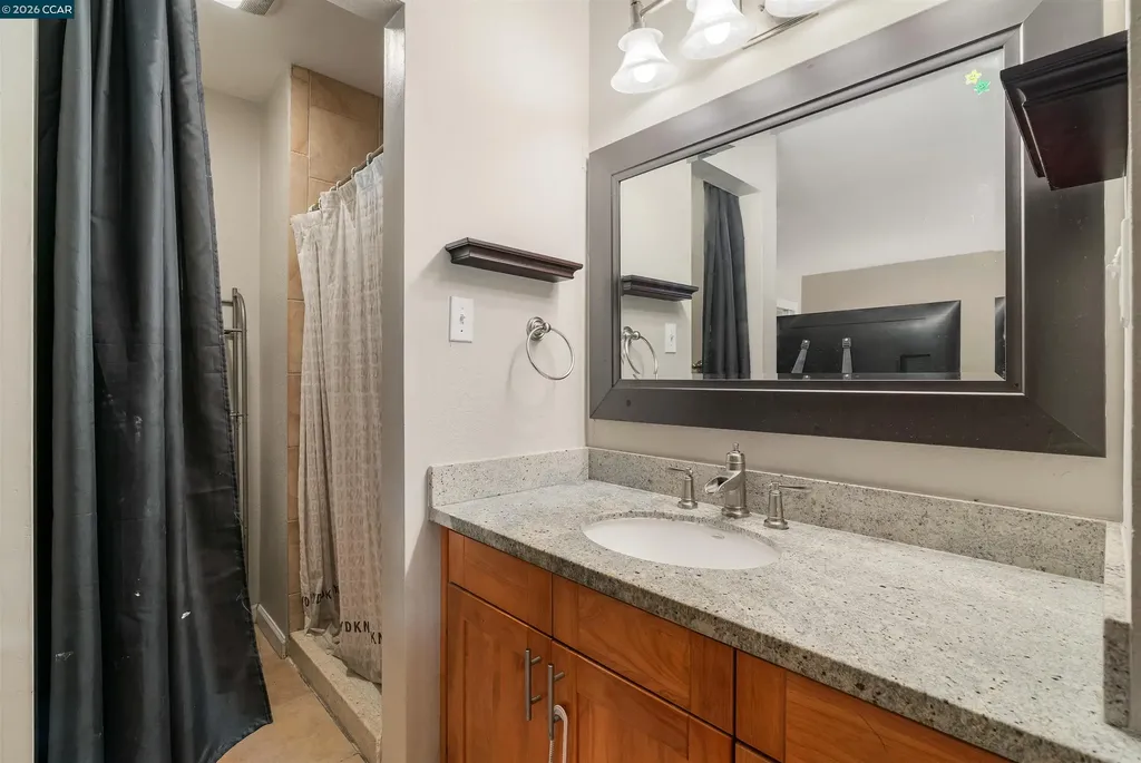 2223 Buena Vista Avenue Walnut Creek CA 94597