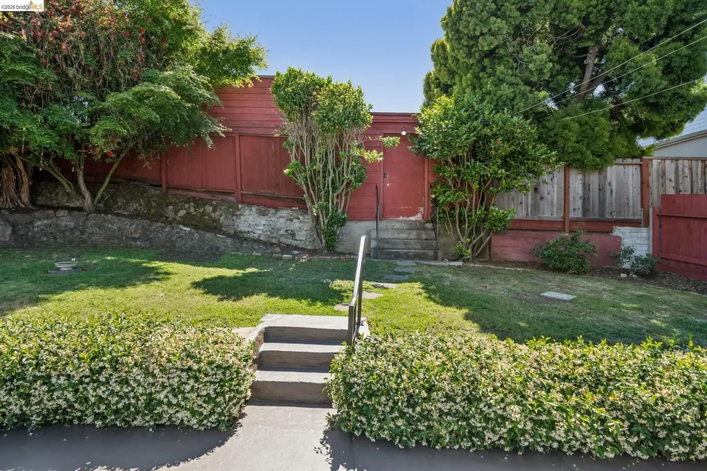 1621 Mendocino Street Richmond CA 94804