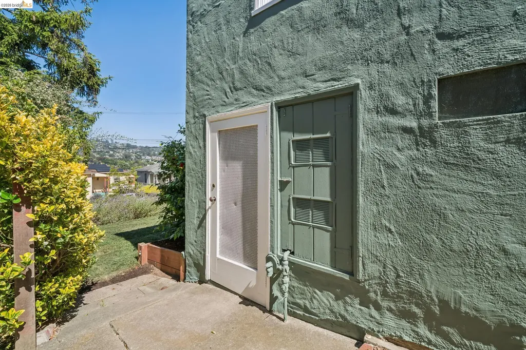 1621 Mendocino Street Richmond CA 94804
