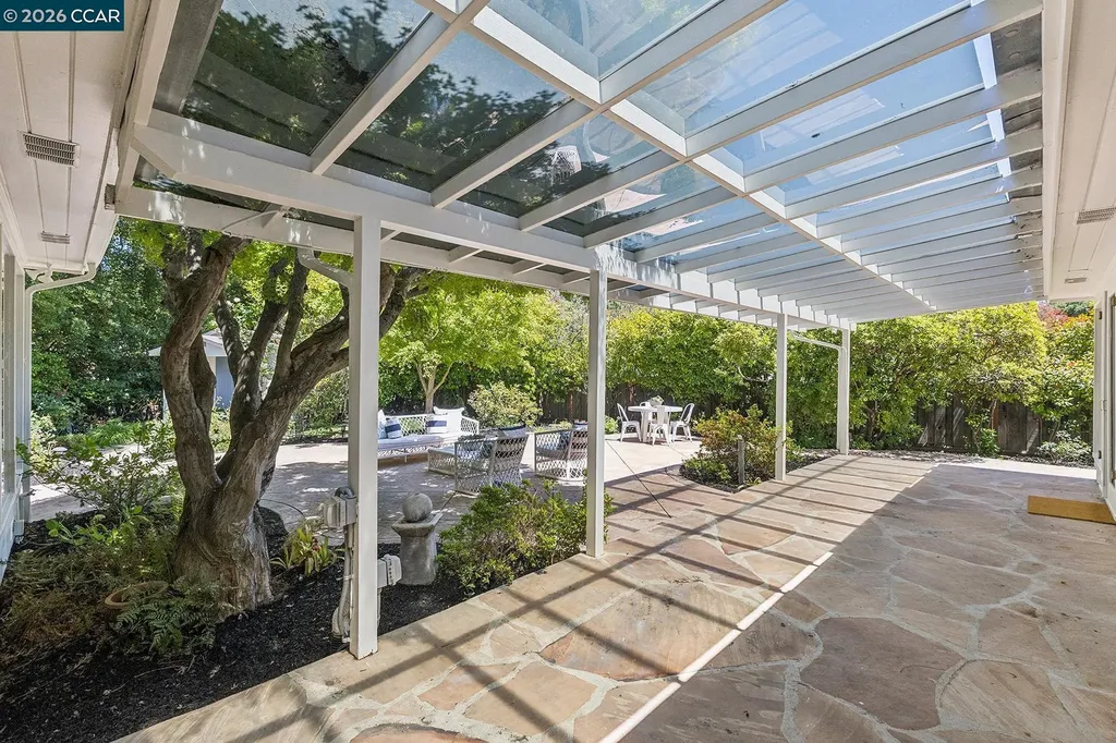 4 Crest Road Lafayette CA 94549