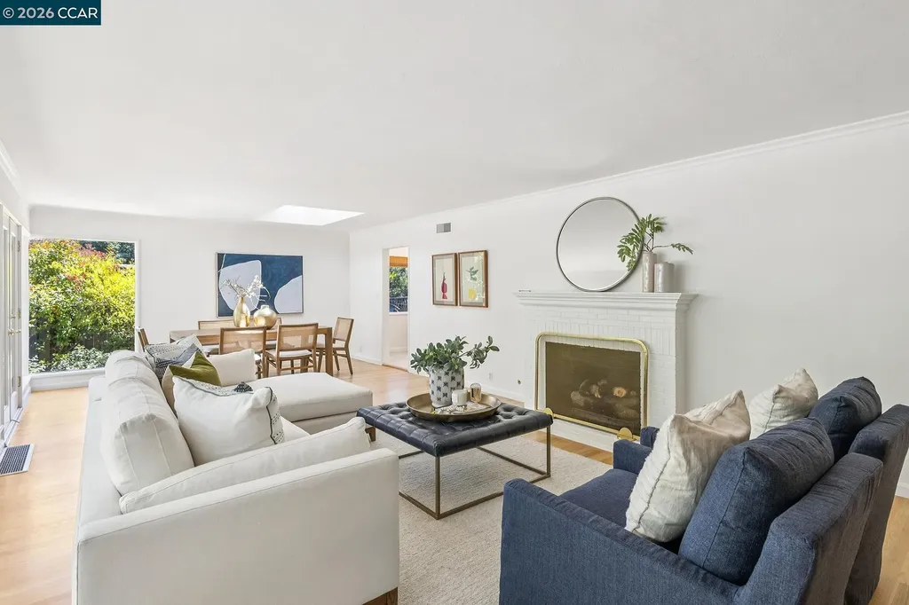 4 Crest Road Lafayette CA 94549
