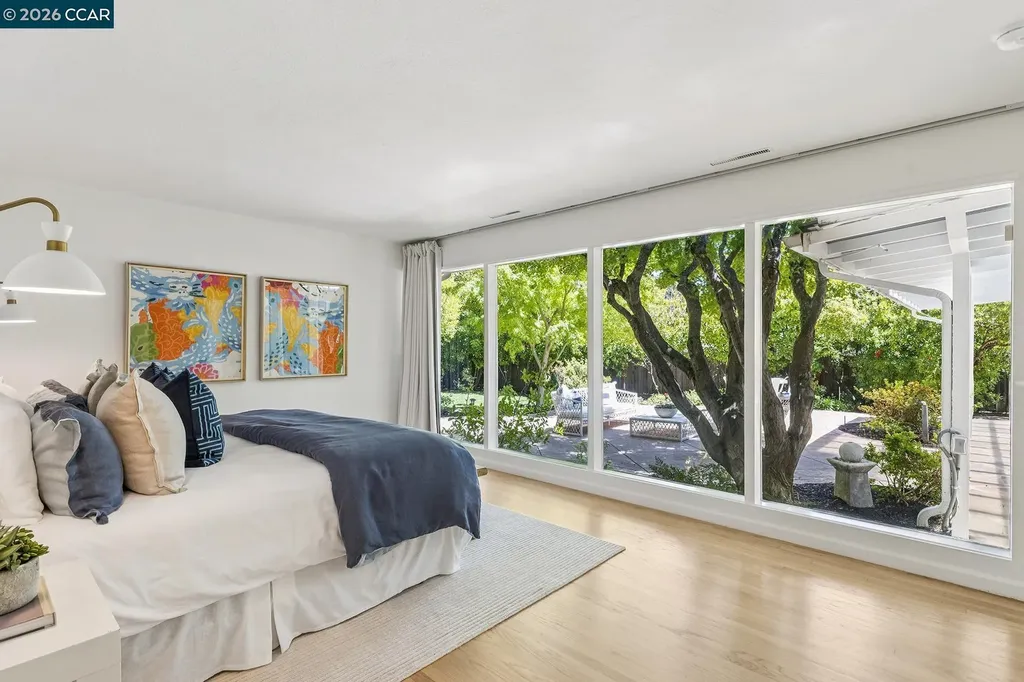 4 Crest Road Lafayette CA 94549