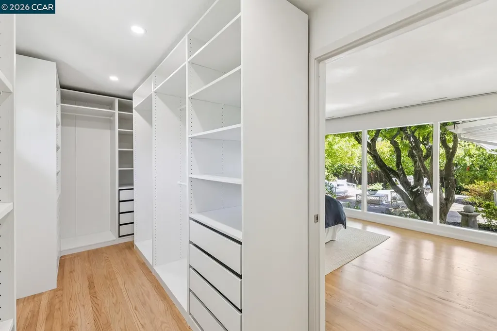 4 Crest Road Lafayette CA 94549