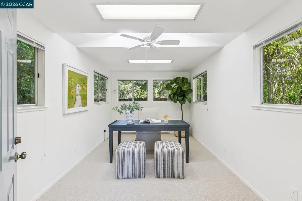 4 Crest Road Lafayette CA 94549