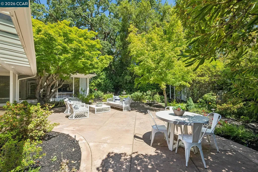 4 Crest Road Lafayette CA 94549