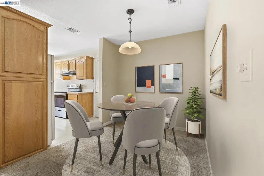 165 Fairoaks Drive Vacaville CA 95688