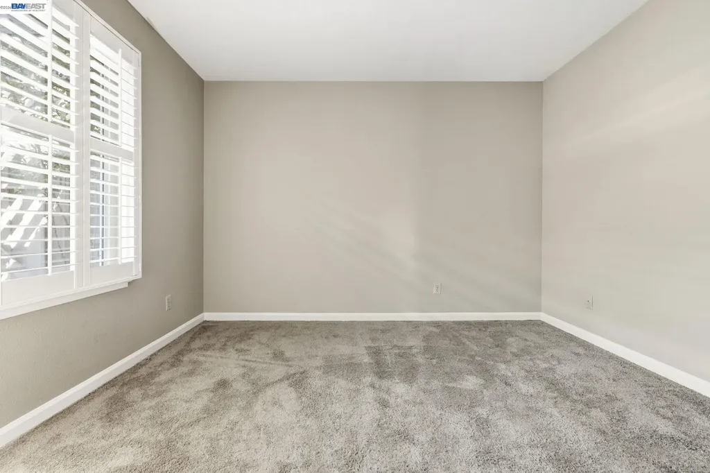 165 Fairoaks Drive Vacaville CA 95688