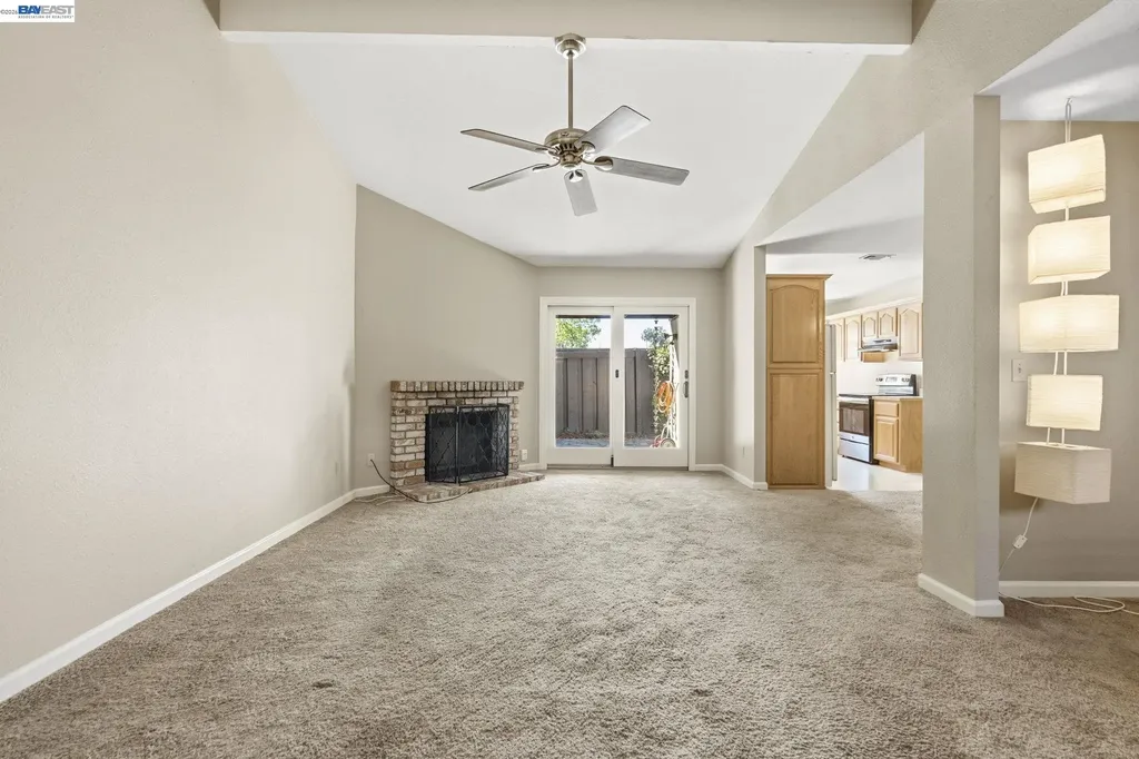 165 Fairoaks Drive Vacaville CA 95688