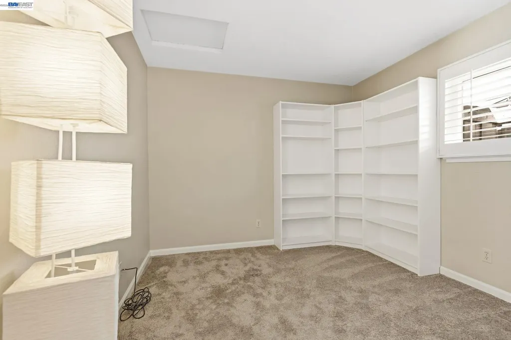 165 Fairoaks Drive Vacaville CA 95688