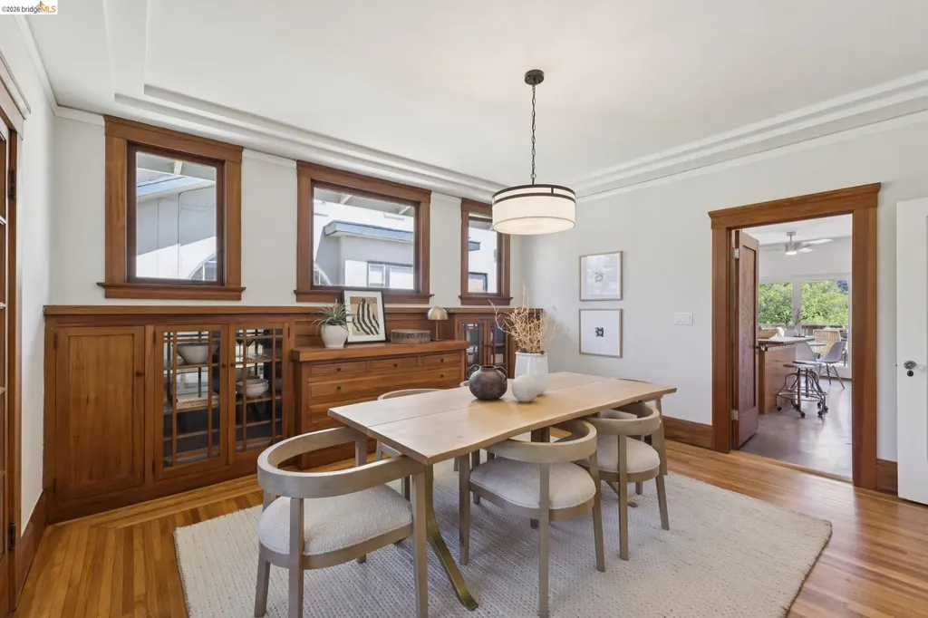 699 Arimo Avenue Oakland CA 94610