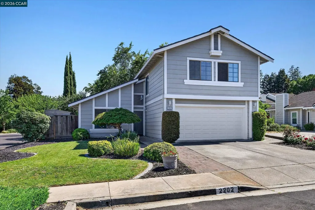 2202 Boulder Creek Court Martinez CA 94553