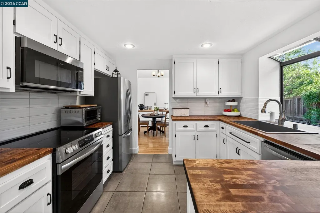 2202 Boulder Creek Court Martinez CA 94553