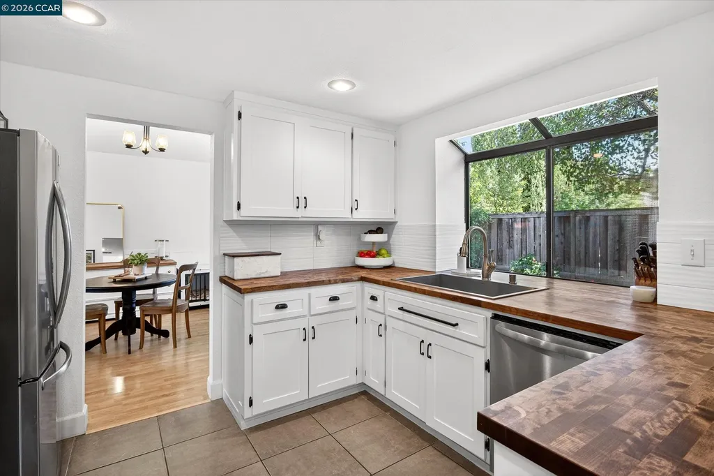 2202 Boulder Creek Court Martinez CA 94553