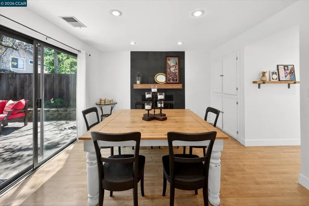 2202 Boulder Creek Court Martinez CA 94553