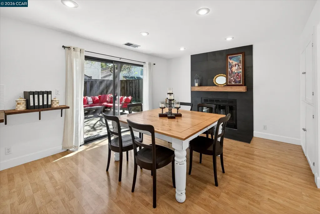 2202 Boulder Creek Court Martinez CA 94553
