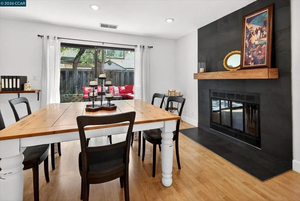 2202 Boulder Creek Court Martinez CA 94553