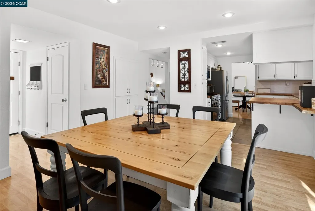 2202 Boulder Creek Court Martinez CA 94553