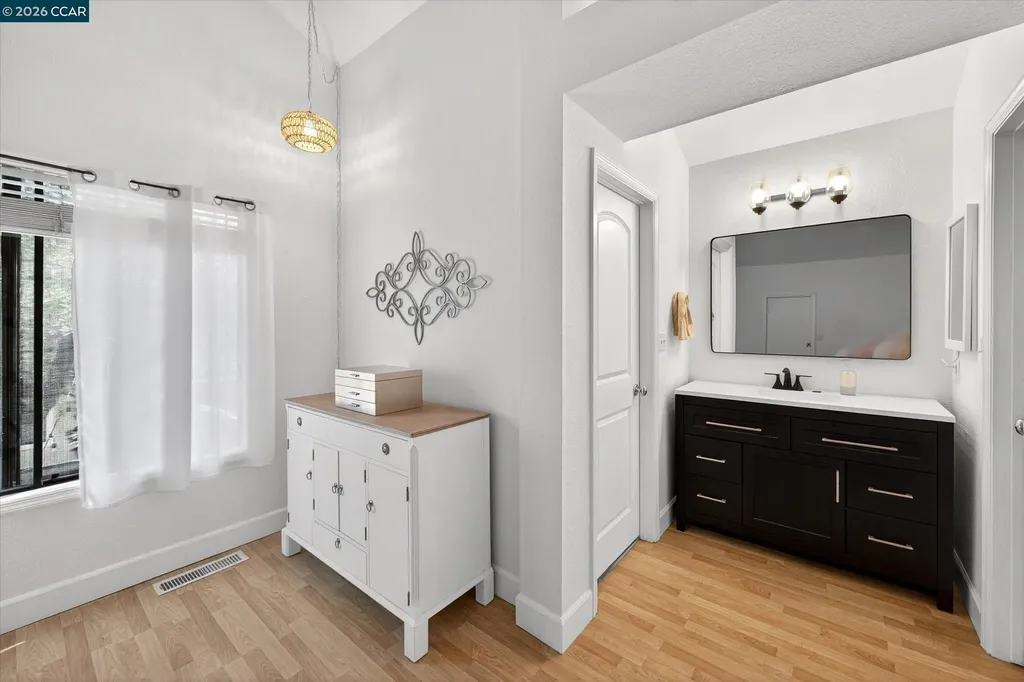 2202 Boulder Creek Court Martinez CA 94553