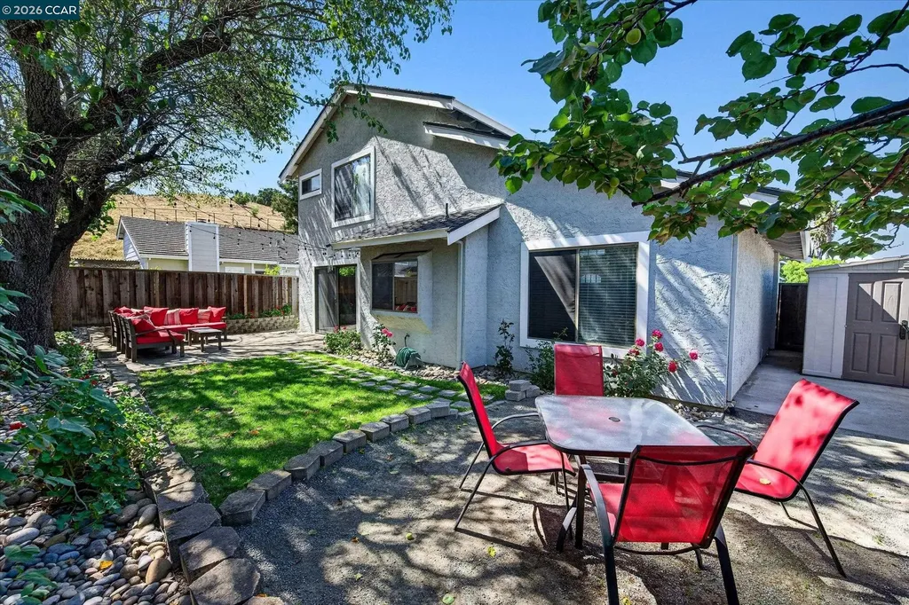 2202 Boulder Creek Court Martinez CA 94553